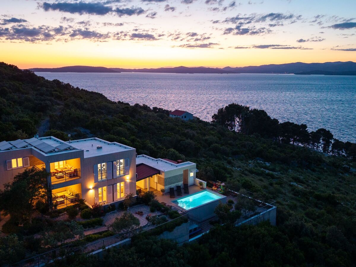 Vila Vita - Maison 6 chambres, piscine chauffée à 200m de la mer - Photo 39