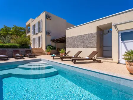 Vila Vita - Maison 6 chambres, piscine chauffée à 200m de la mer