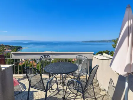 Location appartement à Baška Voda, Schöne Ferienwohnung mit Meerblick