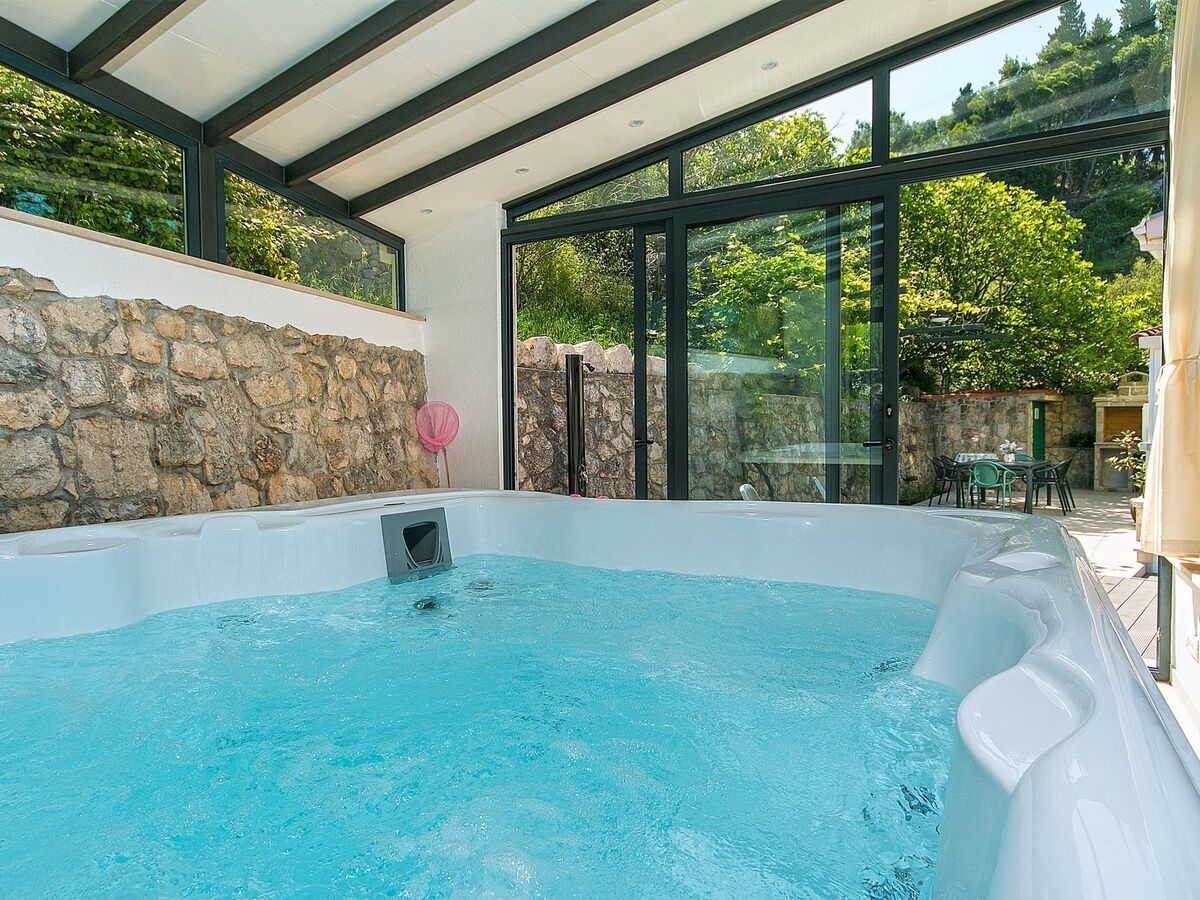 Maison pierre rénovée avec jacuzzi à Podgora - Photo 8