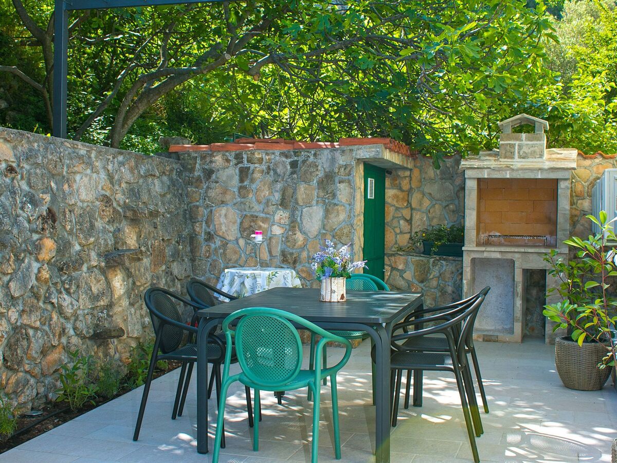 Maison pierre rénovée avec jacuzzi à Podgora - Photo 10