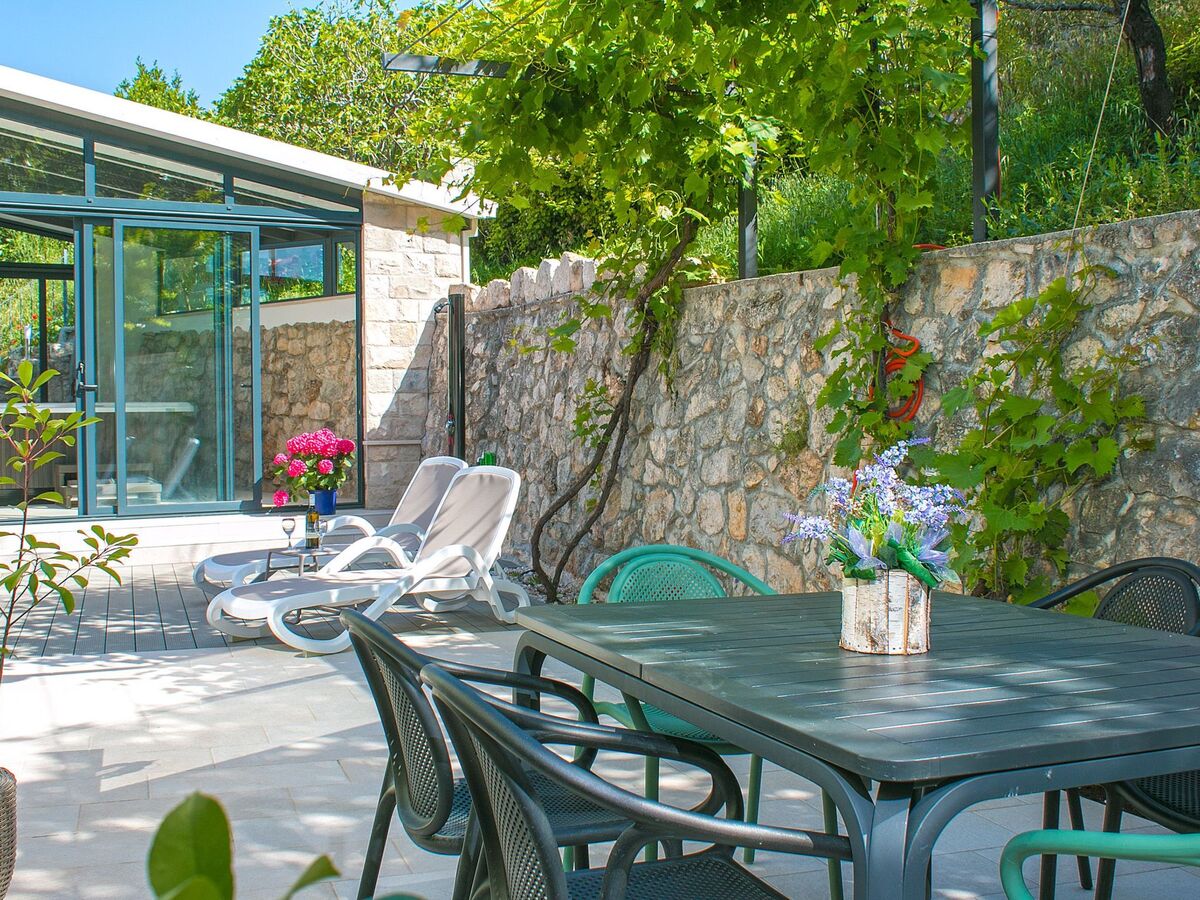 Maison pierre rénovée avec jacuzzi à Podgora - Photo 12