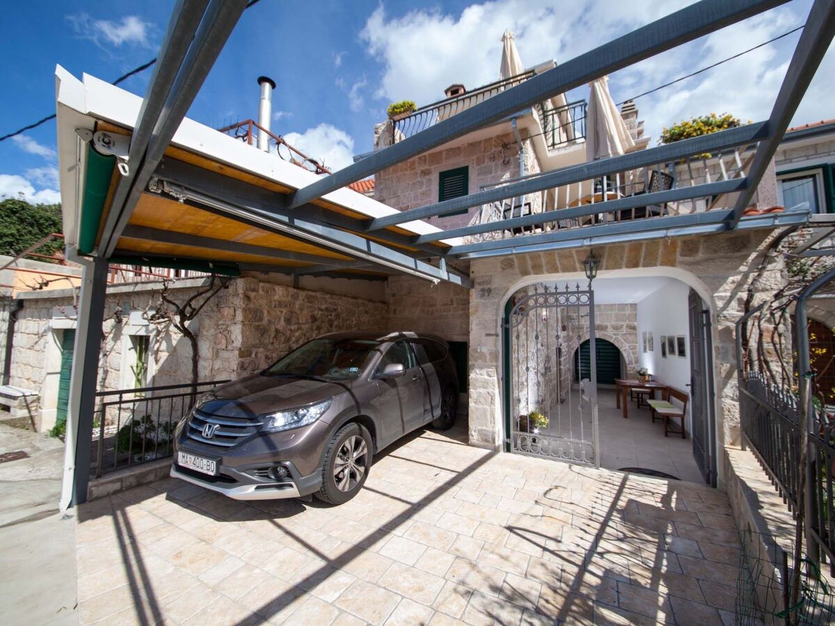 Maison pierre rénovée avec jacuzzi à Podgora - Photo 25