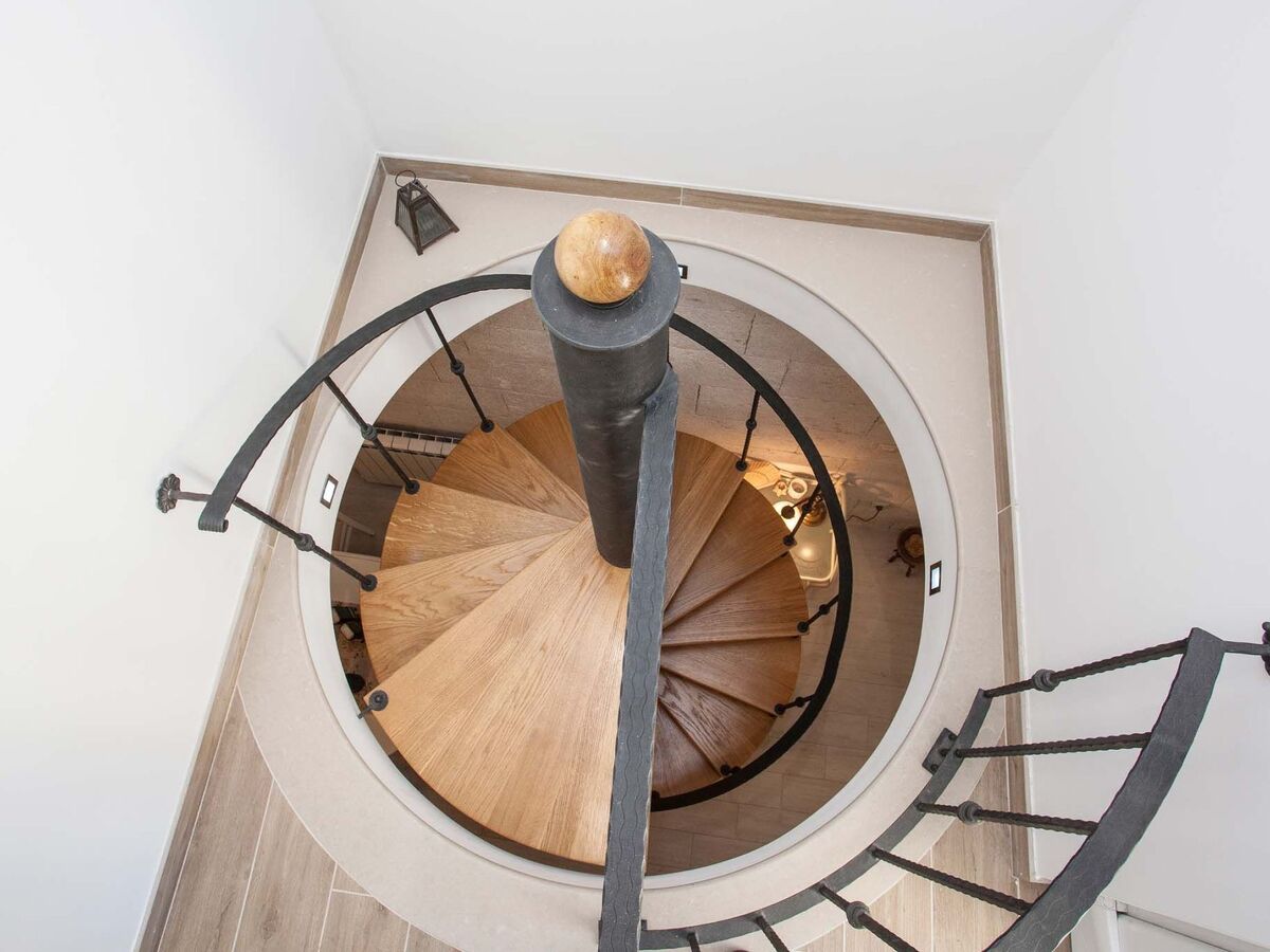 Maison pierre rénovée avec jacuzzi à Podgora - Photo 26