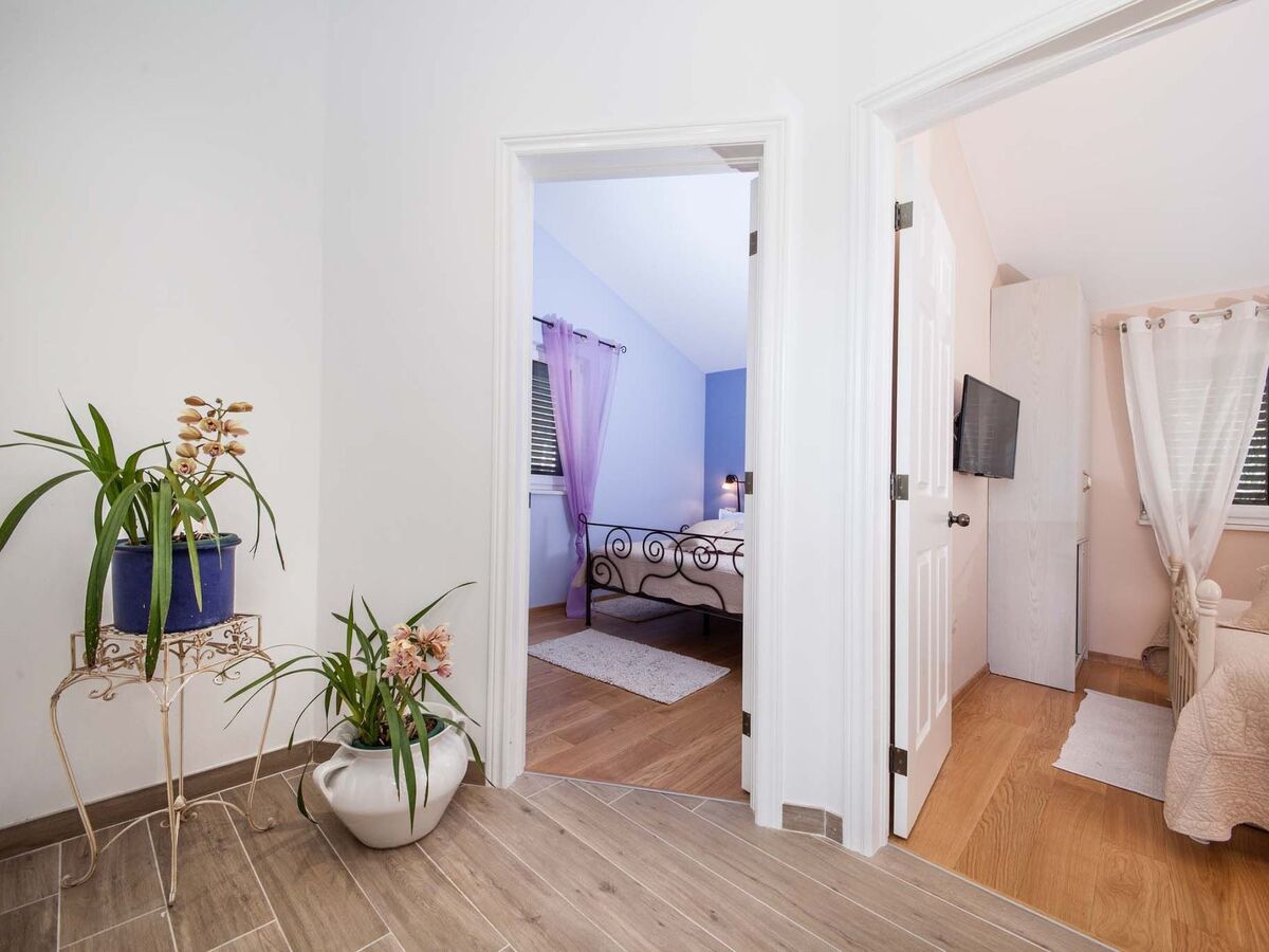 Maison pierre rénovée avec jacuzzi à Podgora - Photo 34