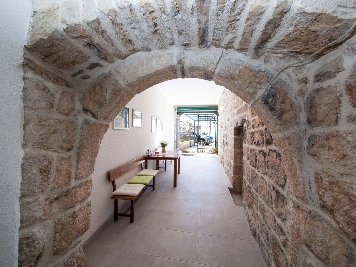 Maison pierre rénovée avec jacuzzi à Podgora - Photo 40