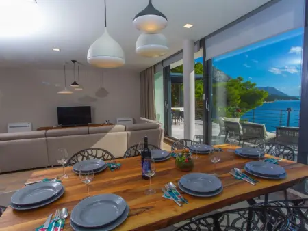 Villa Puntien à Drvenik : 6 chambres, piscine privée, 10m de la mer : photo 15