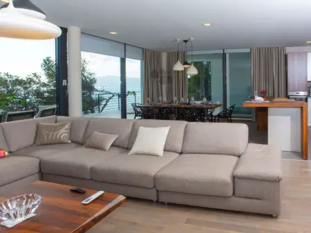 Villa Puntien à Drvenik : 6 chambres, piscine privée, 10m de la mer : photo 17