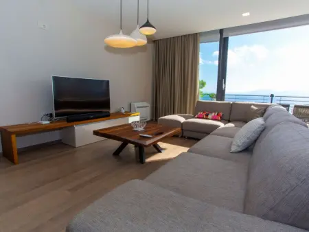Villa Puntien à Drvenik : 6 chambres, piscine privée, 10m de la mer : photo 20