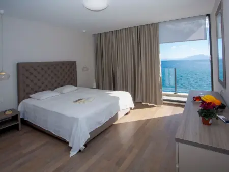 Villa Puntien à Drvenik : 6 chambres, piscine privée, 10m de la mer : photo 28