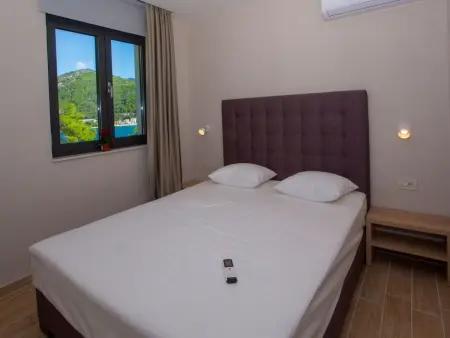 Villa Puntien à Drvenik : 6 chambres, piscine privée, 10m de la mer : photo 37