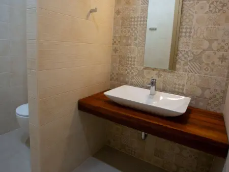 Villa Puntien à Drvenik : 6 chambres, piscine privée, 10m de la mer : photo 41