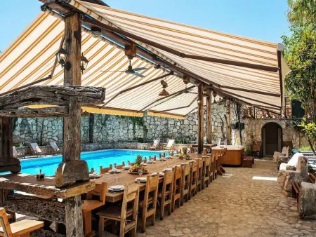 Landgut Luica Dvori – Maison 20 pers., piscine : photo 3