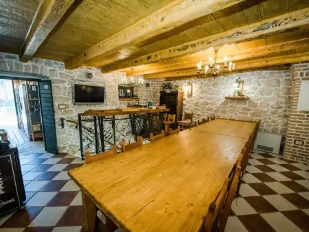 Landgut Luica Dvori – Maison 20 pers., piscine : photo 18