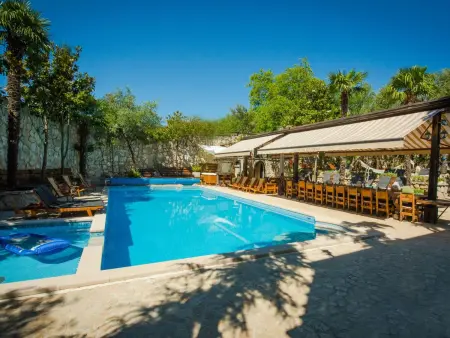 Landgut Luica Dvori – Maison 20 pers., piscine : photo 32