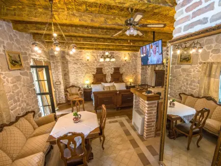 Landgut Luica Dvori – Maison 20 pers., piscine : photo 33