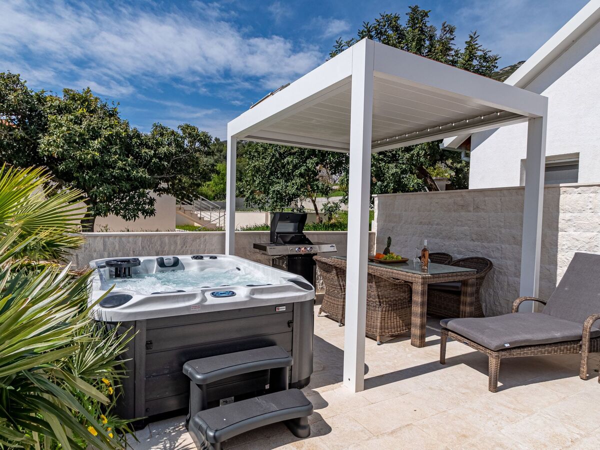 Villa Suartini Viganj : maison avec jacuzzi face à mer - Photo 15