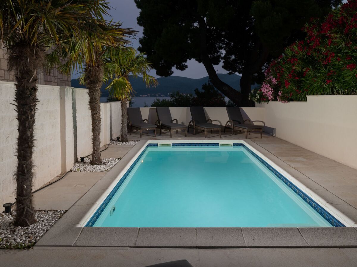 Villa Suartini Viganj : maison piscine en bord de mer - Photo 28