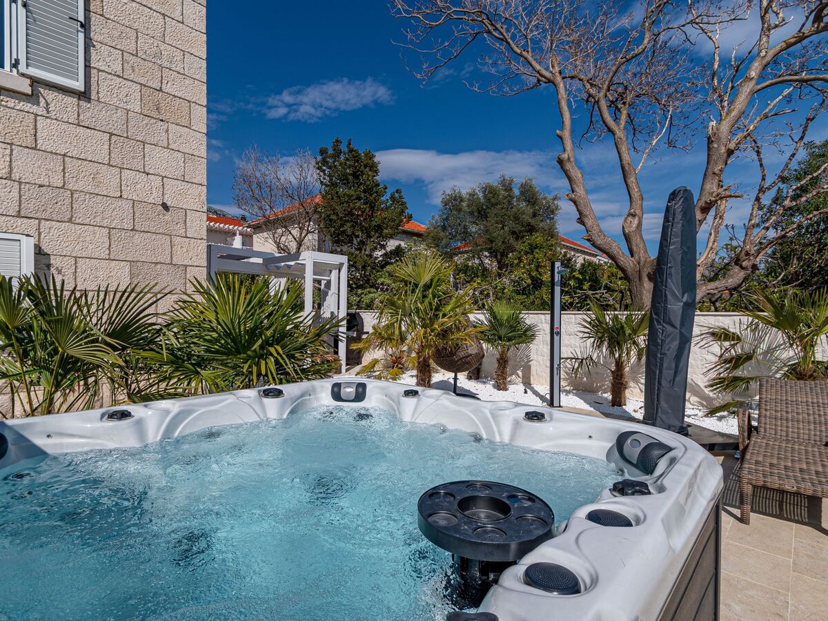 Surtini Villa Orebić - Maison historique avec jacuzzi - Photo 1