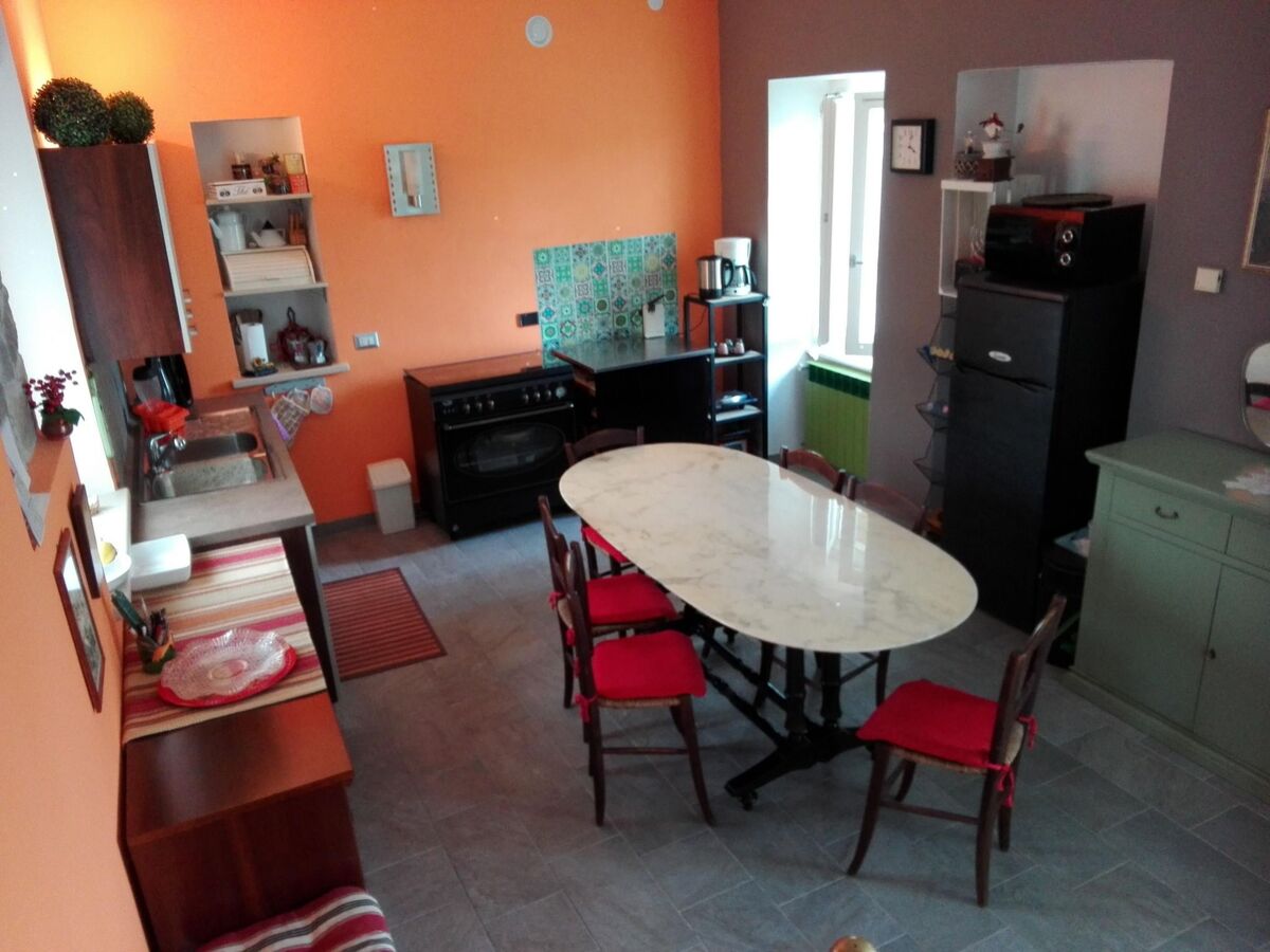 Maison Badinot à Diano d'Alba, jardin privé et barbecue - Photo 4