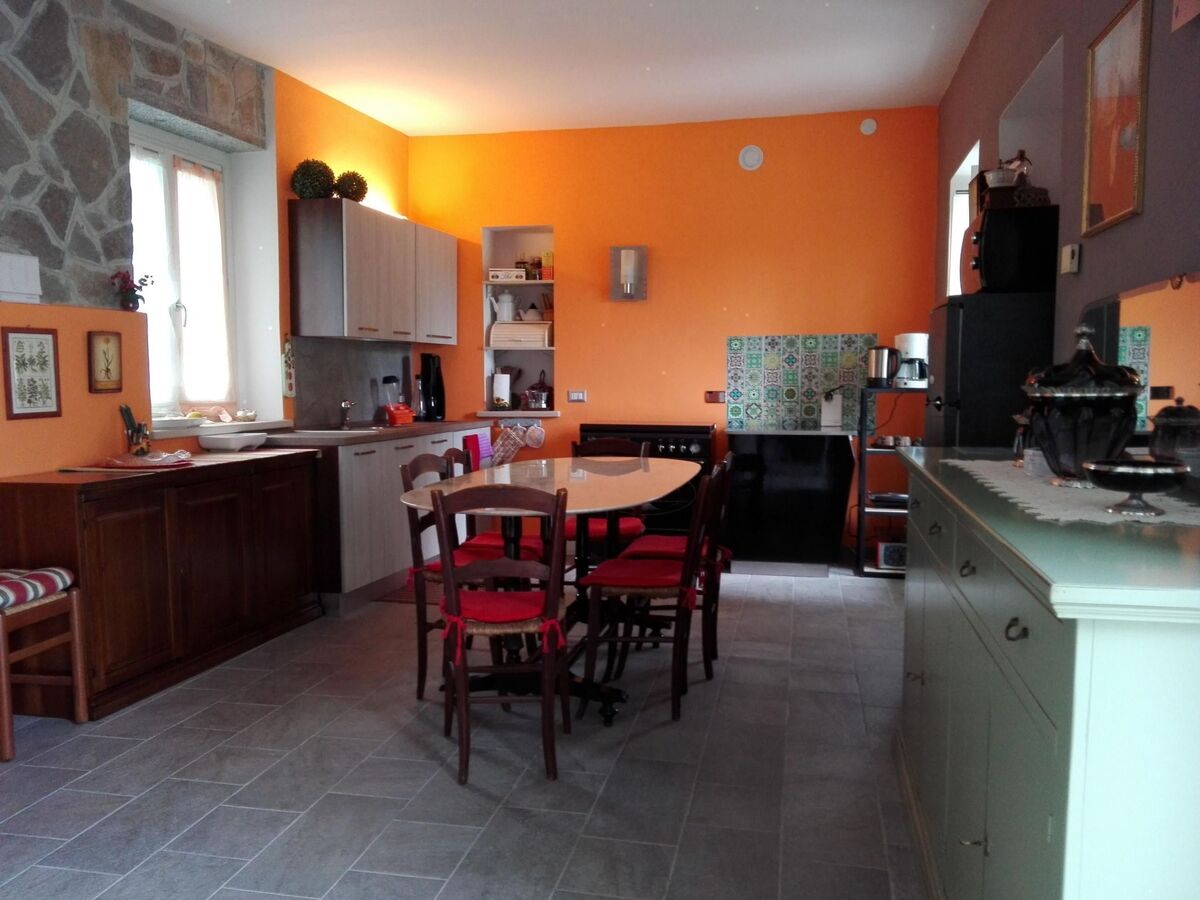 Maison Badinot à Diano d'Alba, jardin privé et barbecue - Photo 5