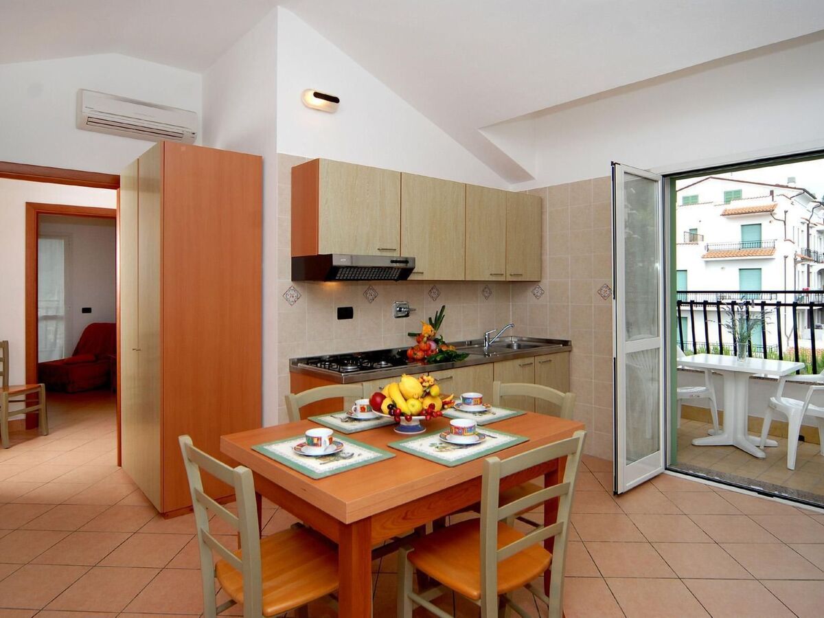 Appartement 2 ch, balcon meublé, 900m plage - Photo 12