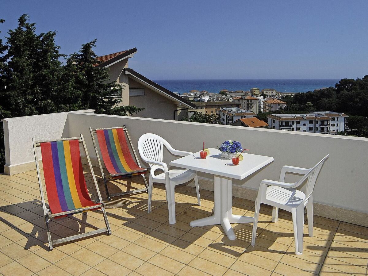 Appartement 1 chambre avec accès piscine chauffée, Pietra Ligure - Photo 25