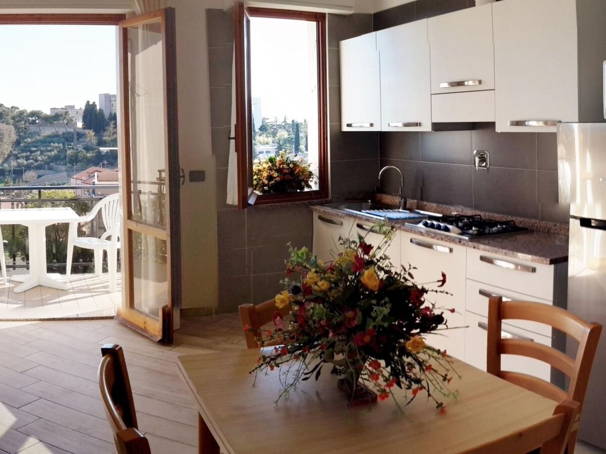 Appartement 1 chambre avec accès piscine chauffée, Pietra Ligure - Photo 31
