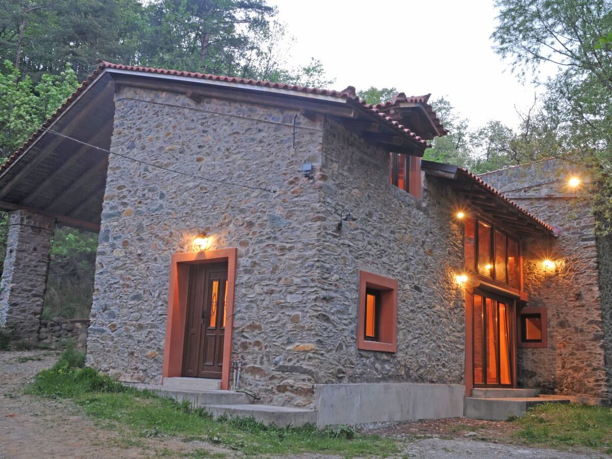 Maison 2 étages au bord de la rivière, Dego - Photo 1