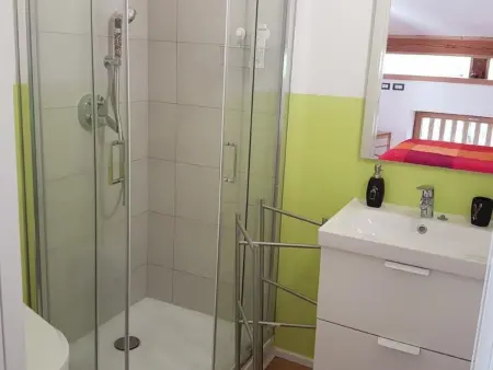 Ferienvilla 'Iagra' mit Wasserblick, Maison 14 personnes à Bezzecca - Photo 16