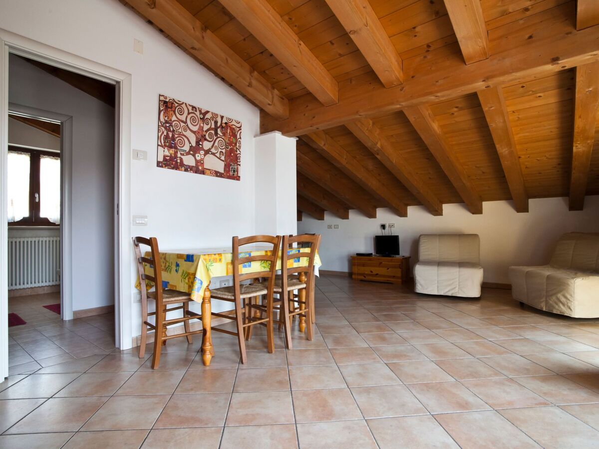 Appartement mansardé vue Mincio à Salionze - Photo 1