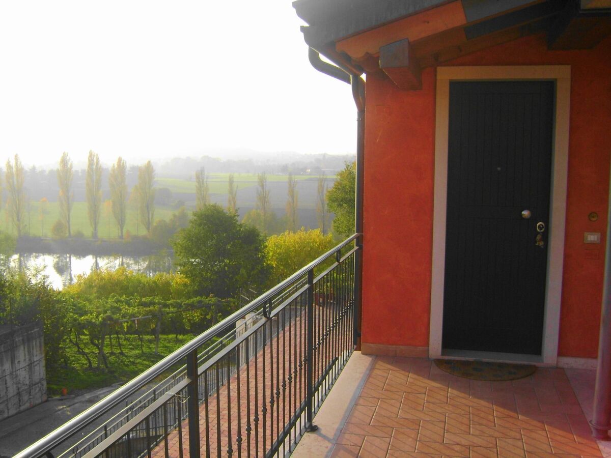 Appartement Salionze, rez-de-chaussée avec jardin commun - Photo 11