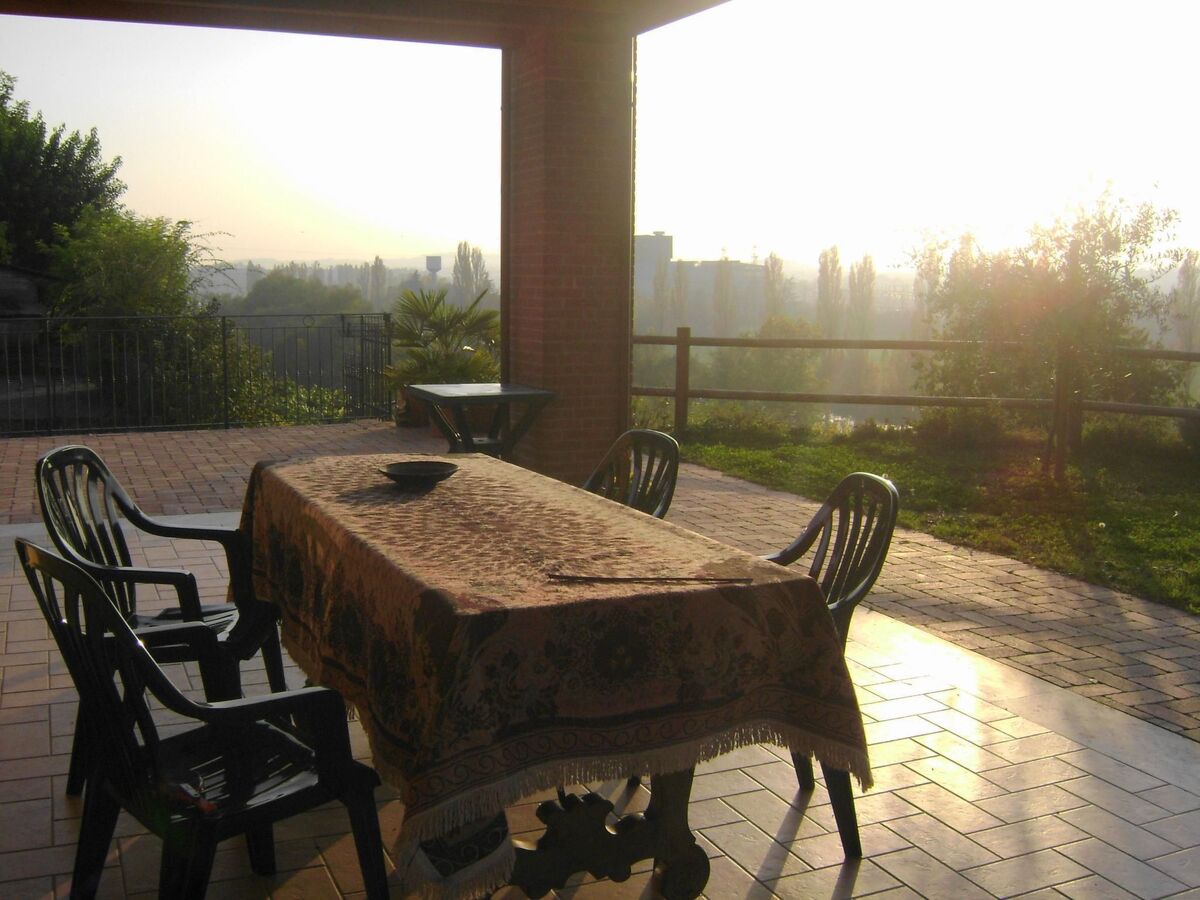Appartement Salionze, rez-de-chaussée avec jardin commun - Photo 13