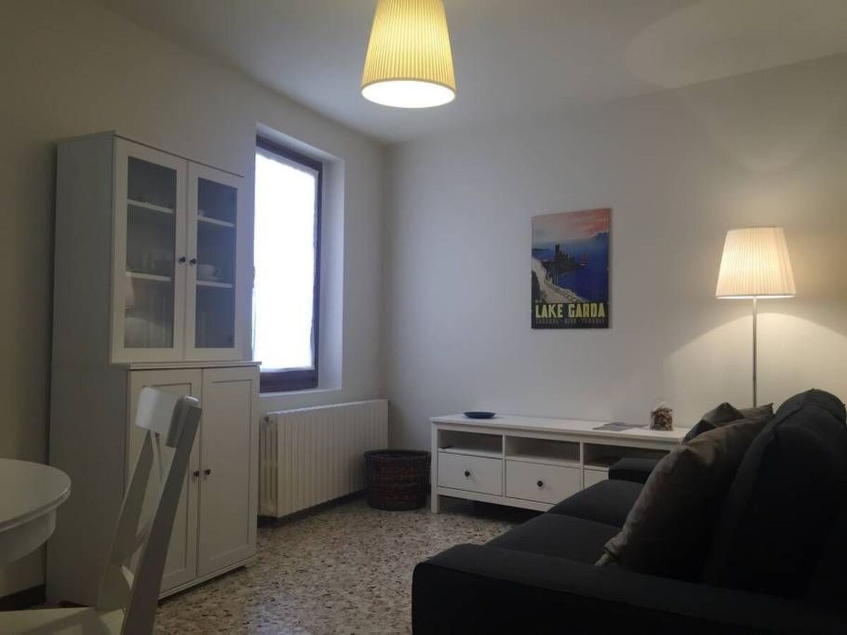 Appartement 2 chambres face au lac, centre Gardone - Photo 10