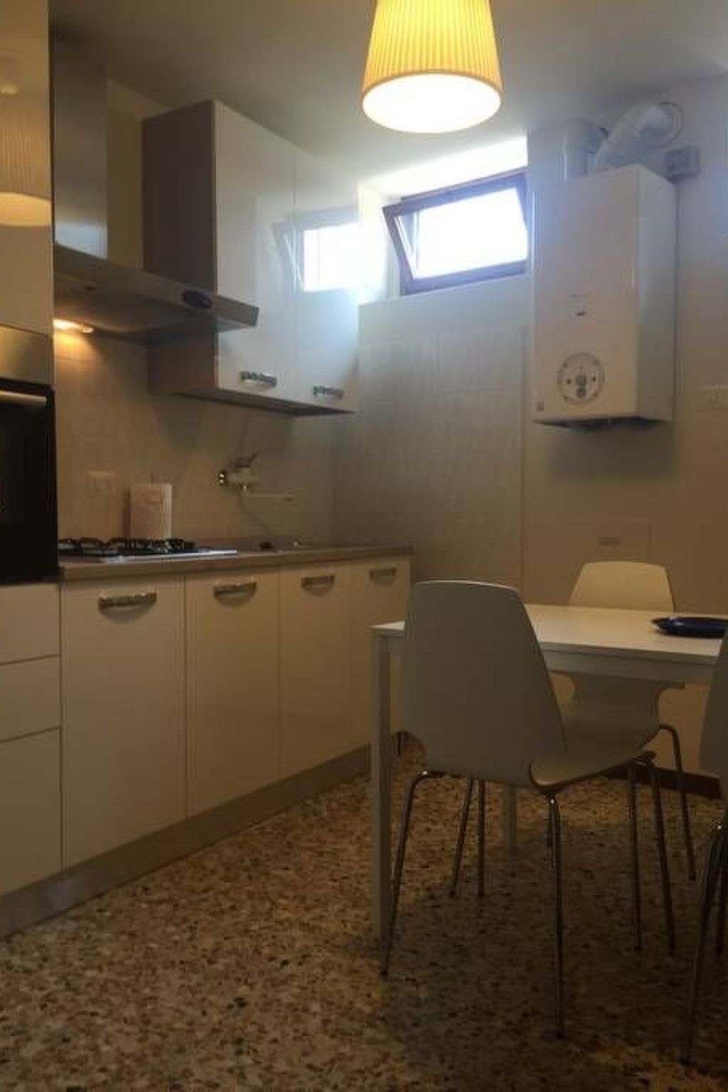 Appartement 2 chambres face au lac, centre Gardone - Photo 13