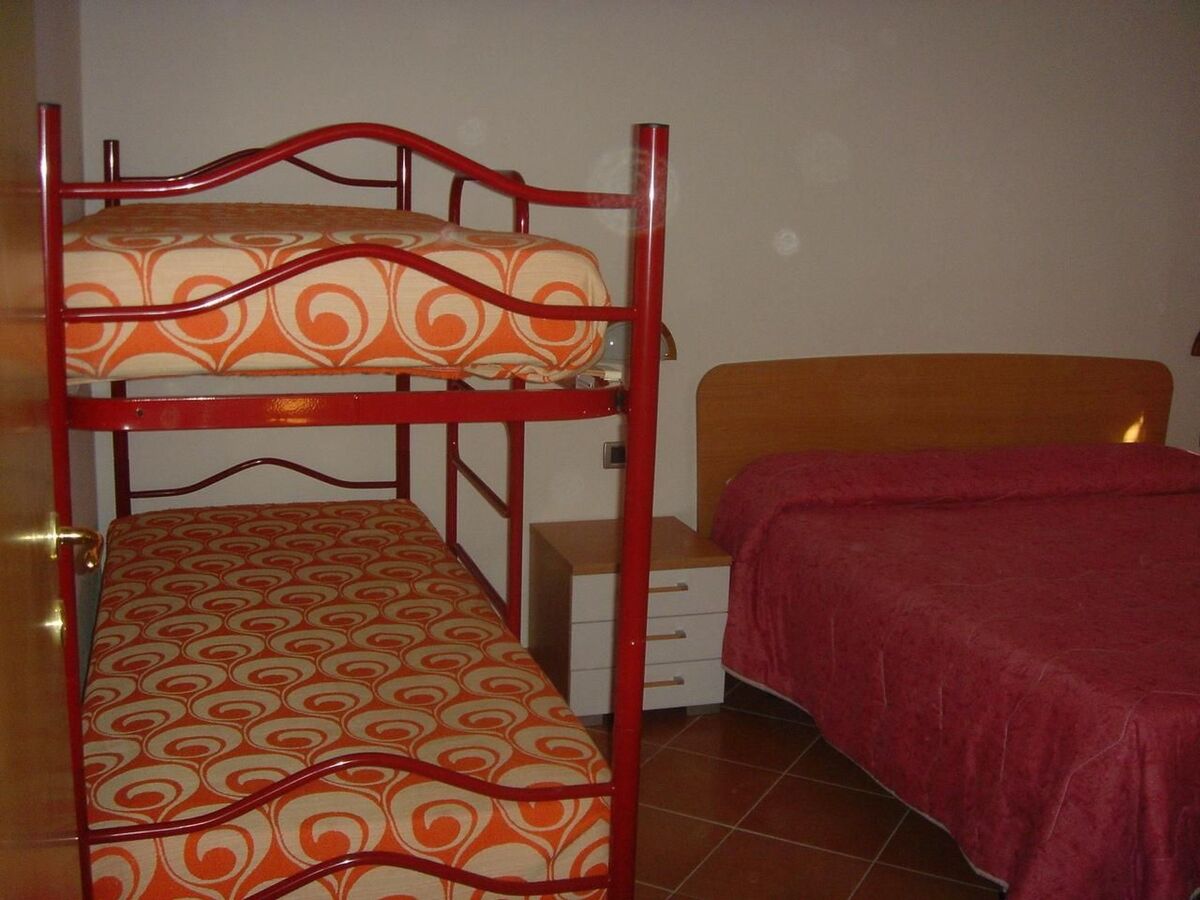 Appartement Virgilio Zanetti, 2 chambres avec jardin - Photo 5