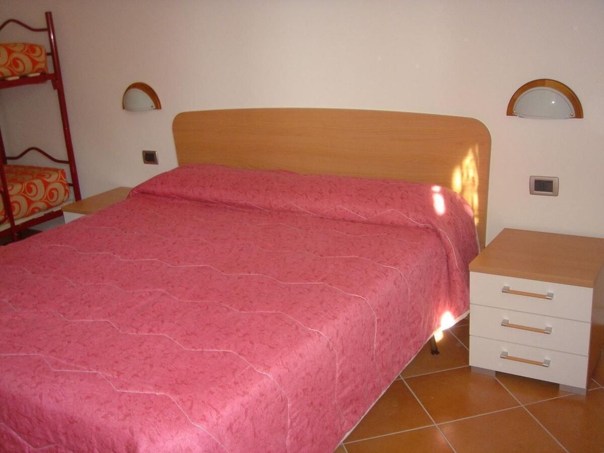 Appartement Virgilio Zanetti, 2 chambres avec jardin - Photo 8