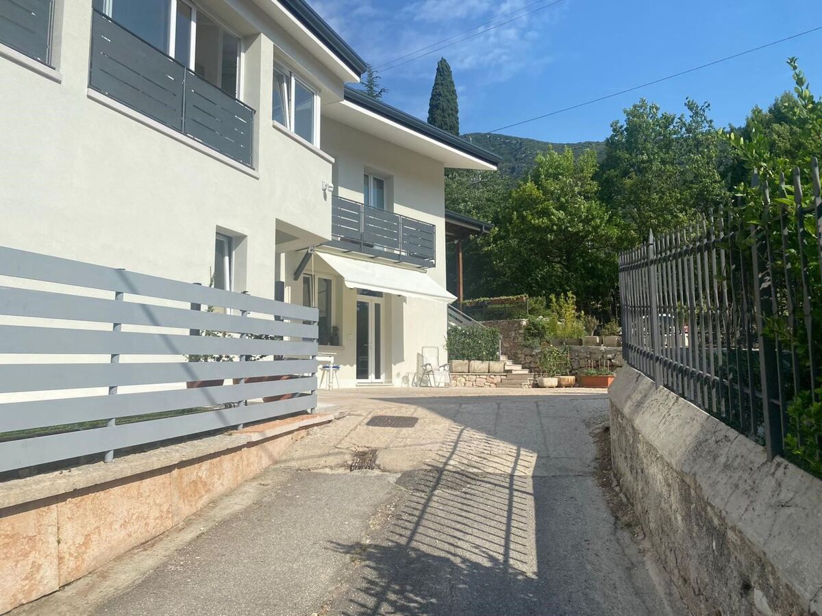 Appartement 4 pers. à 250m du centre, accès Lac de Garde - Photo 2