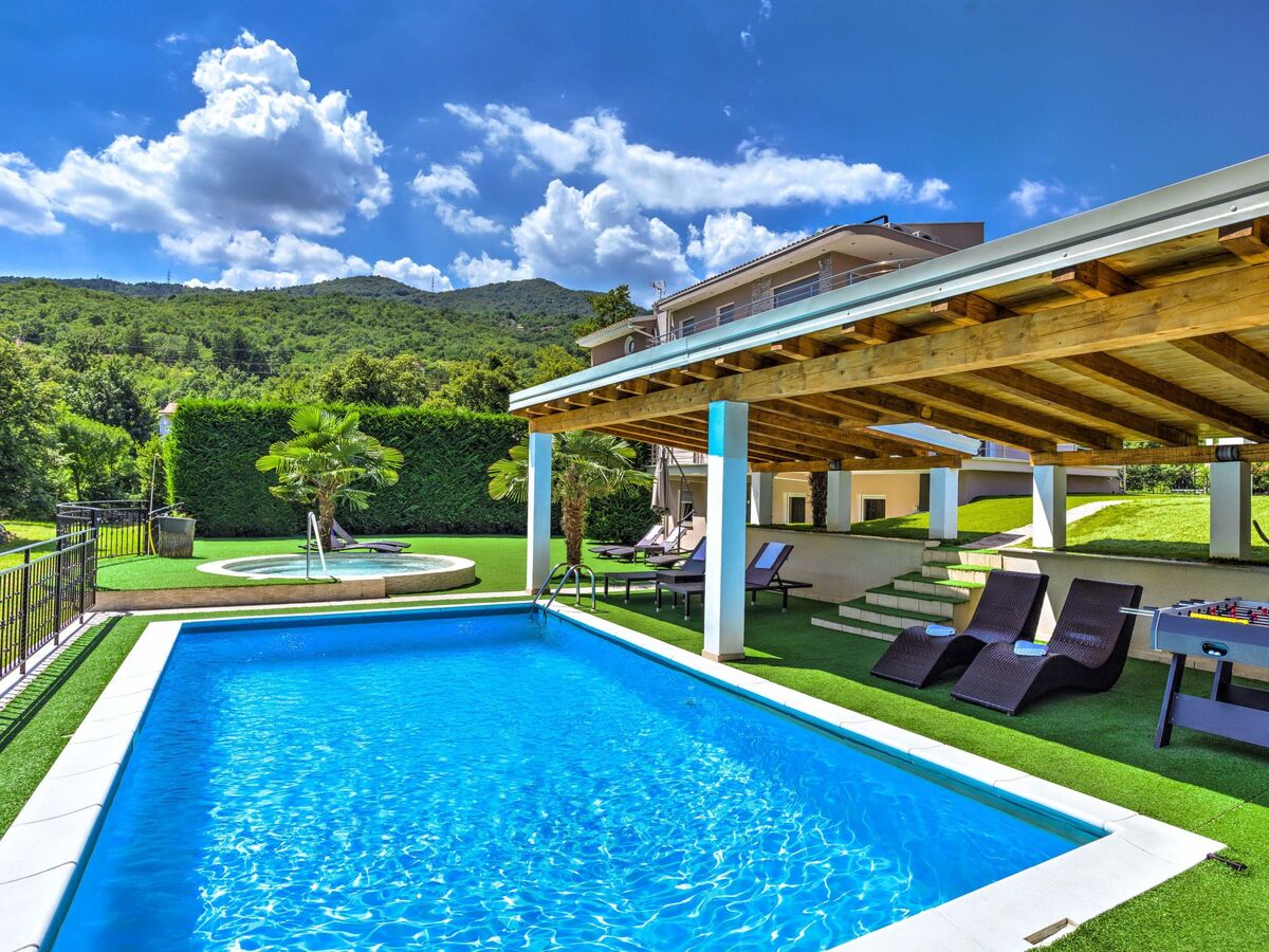 Maison Nicole 10 personnes avec piscine privée à Opatija - Photo 1