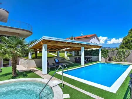 Maison jumelée Nicole à Opatija, piscine privée et vue forêt : photo 13