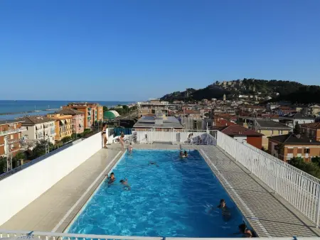 Location appartement à Cupra Marittima, Wohnung in Strandnähe