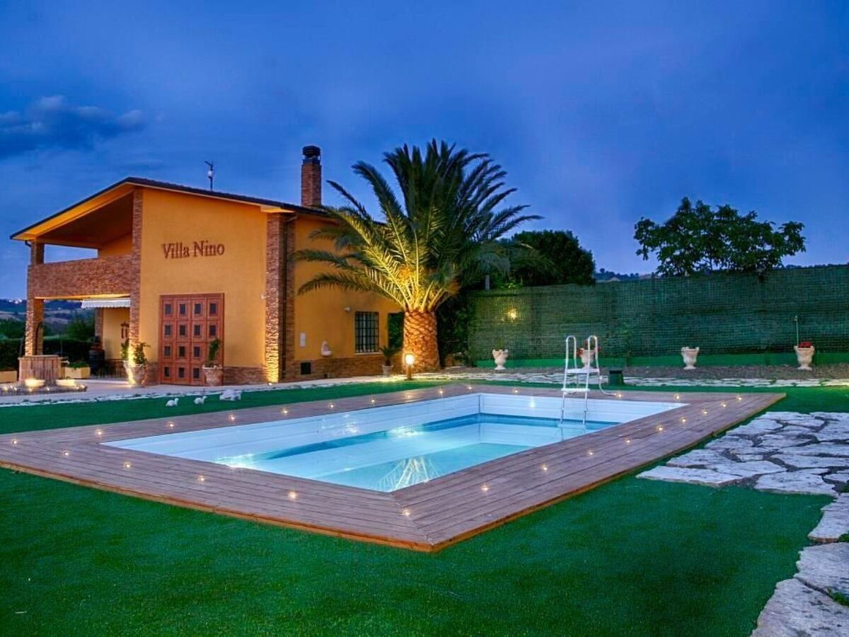 Villa Nino à Petacciato : maison 12 pers. piscine et jardin - Photo 1