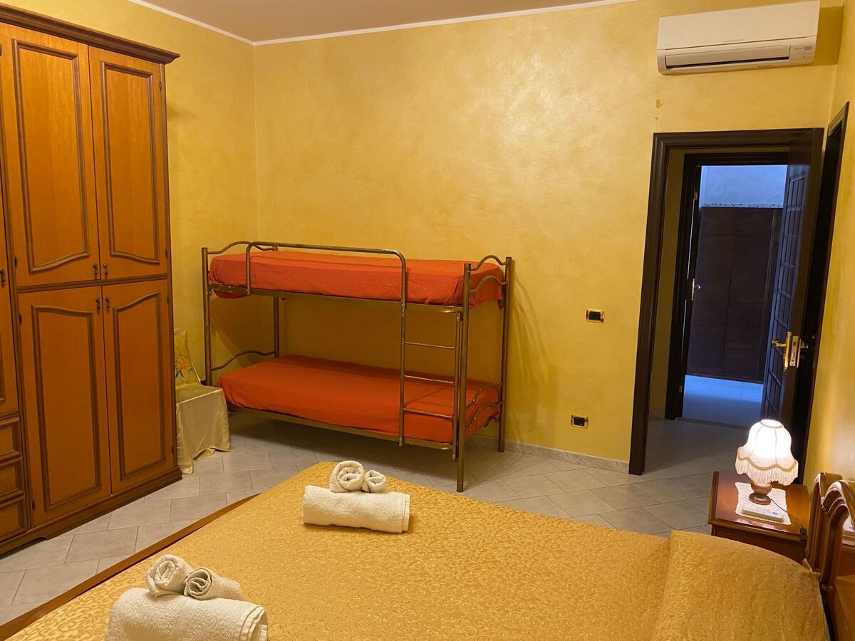 Villa Nino à Petacciato : maison 12 pers. piscine et jardin - Photo 10