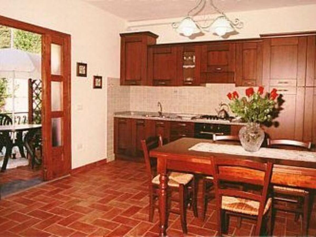Appartement 7 pers. avec balcon meublé à Minucciano - Photo 2