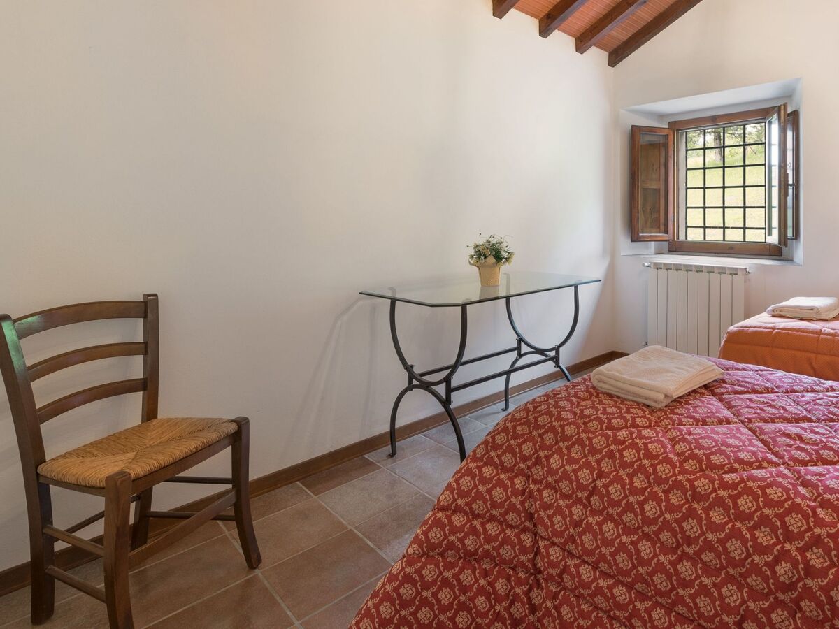 Apartment Giulia, Tuscany – Terrace & Valley View - Photo 9