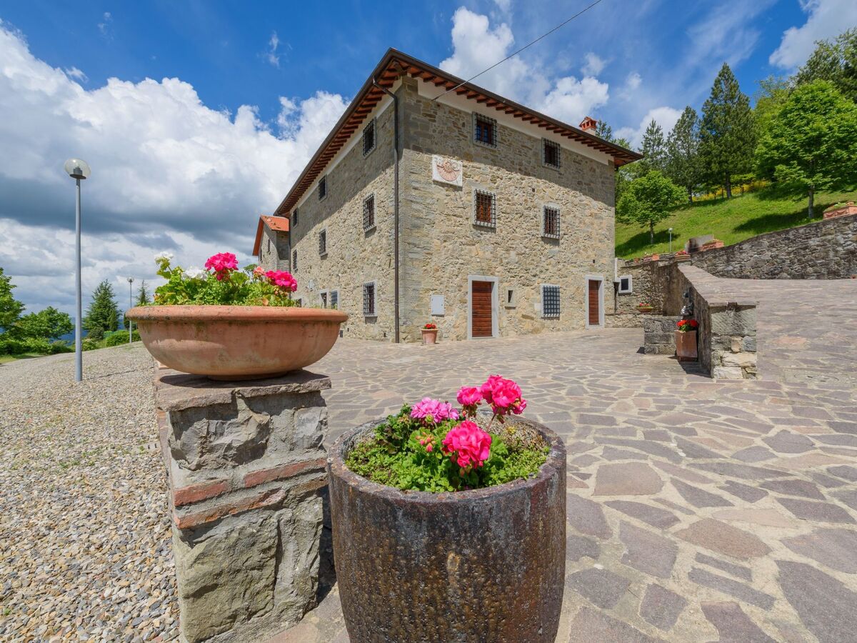 Apartment Giulia, Tuscany – Terrace & Valley View - Photo 14