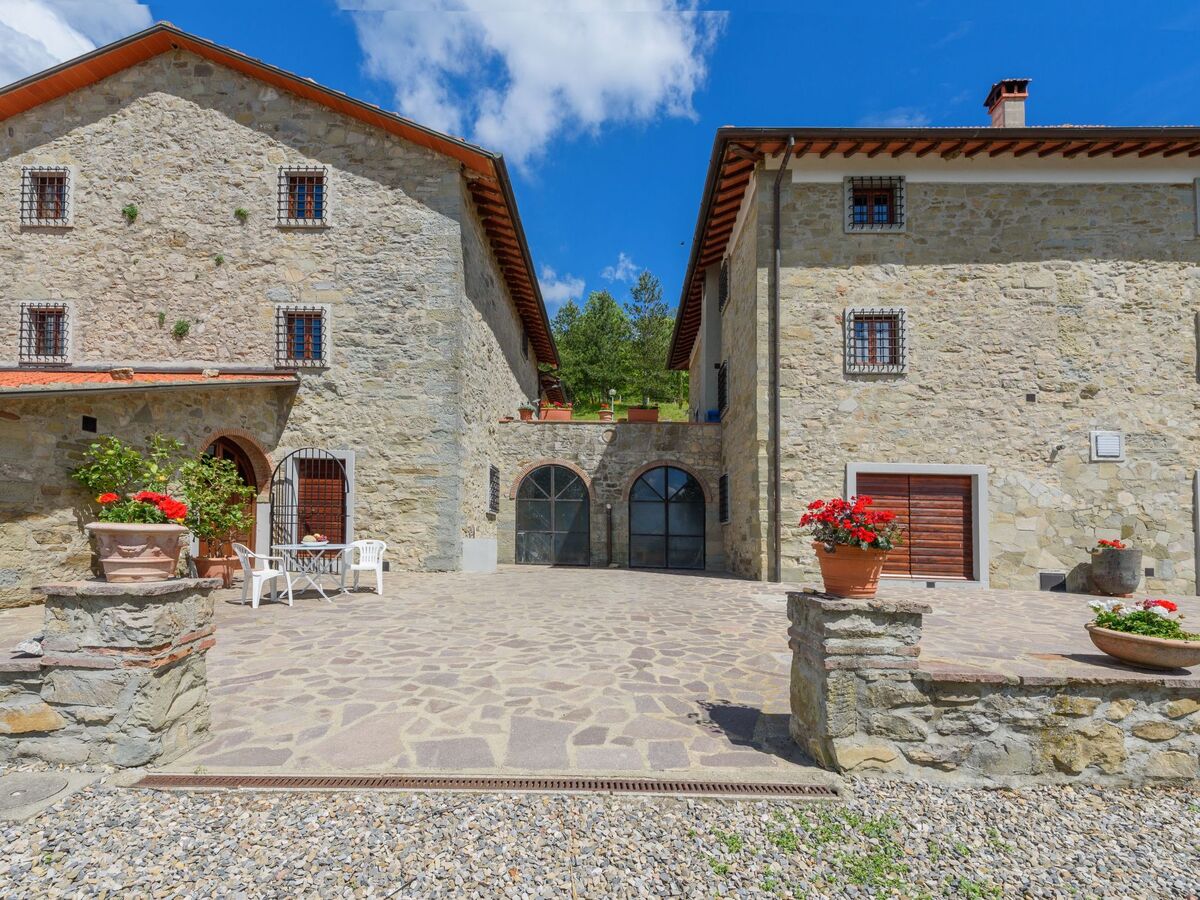 Apartment Giulia, Tuscany – Terrace & Valley View - Photo 16