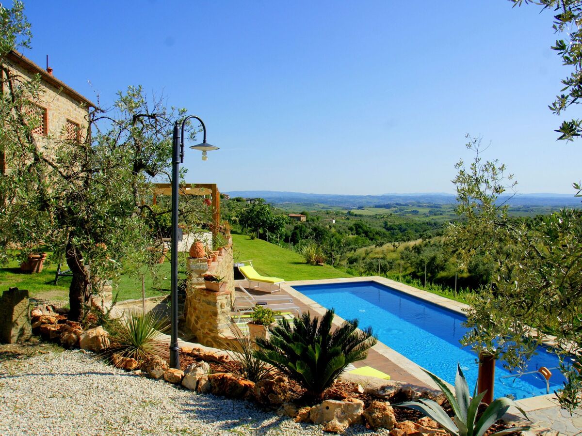 Giocona – Appartement Vinci, jardin privé et piscine - Photo 1