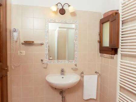 Appartement Pietro 68 m² avec piscine commune à Bucine : photo 7