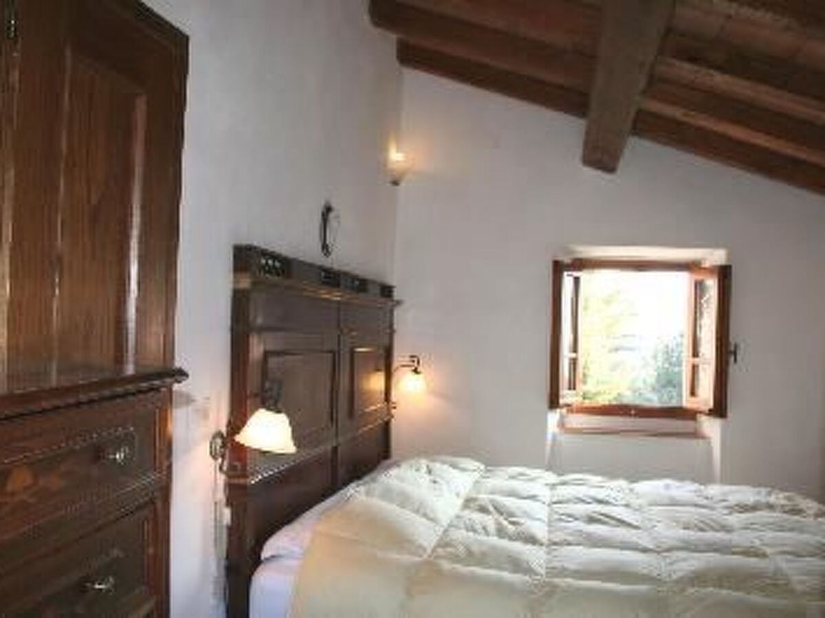 Maison de ferme rénovée à Capolona, piscine et jardin - Photo 10